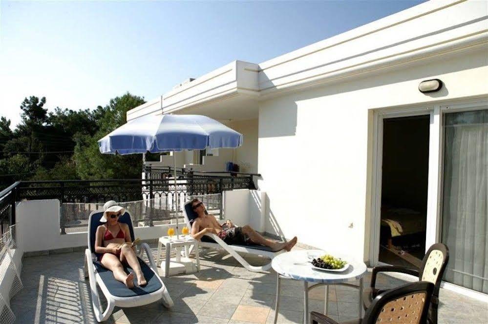 Hotel Sirines Complex 포토스 외부 사진