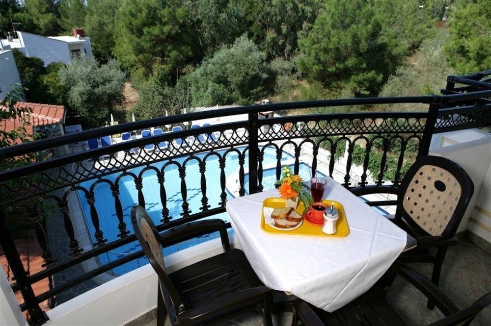 Hotel Sirines Complex 포토스 외부 사진
